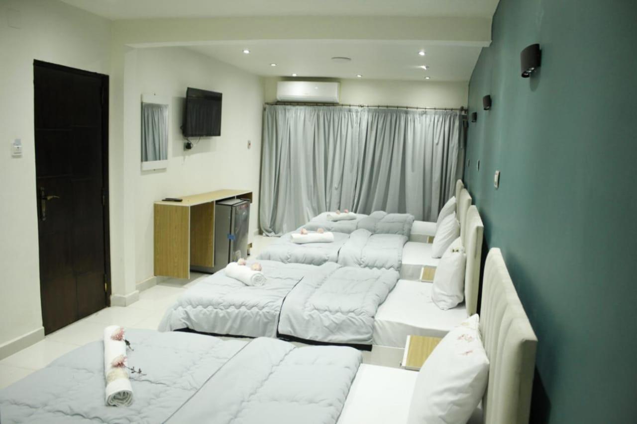 Metropolitano Hotel 3*
