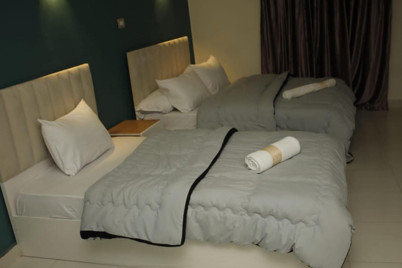 Hotel Metropolitano 3*