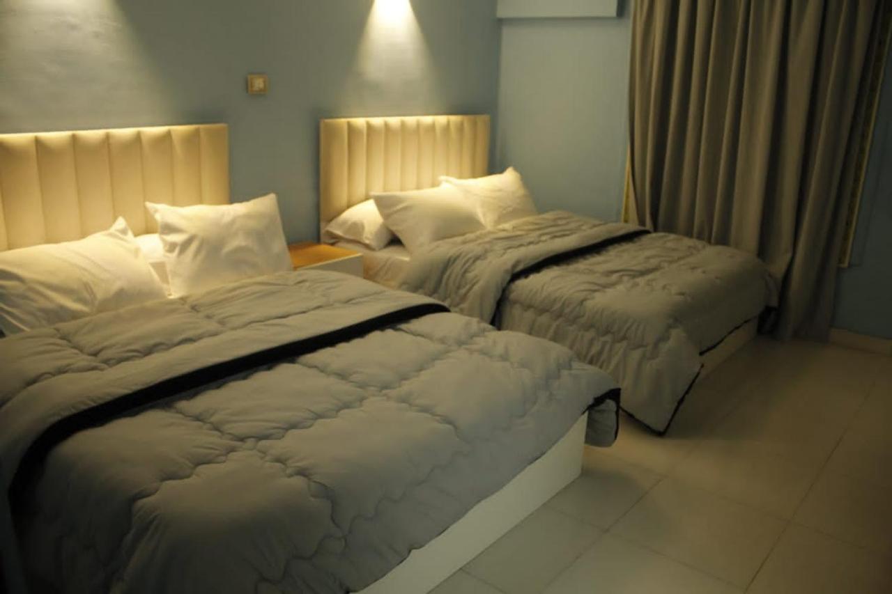 Metropolitano Hotel 3*